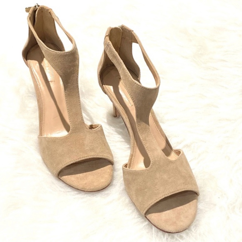 Antonio Melani “Daphnee” Sandal in Beige Size 9 1/2